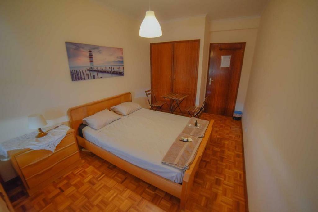 Quarto Com 4 Camas Порто Екстериор снимка